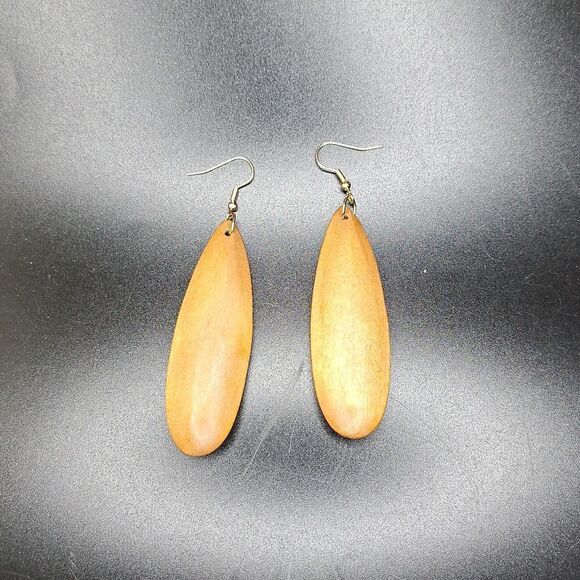 Long wooden drop earrings Bohemian jewelry - Picture 2 of 3